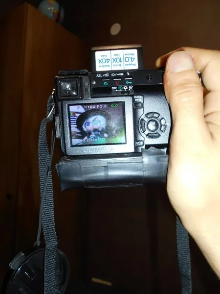 Цифровая камера Olympus Camedia C770 UltraZoom