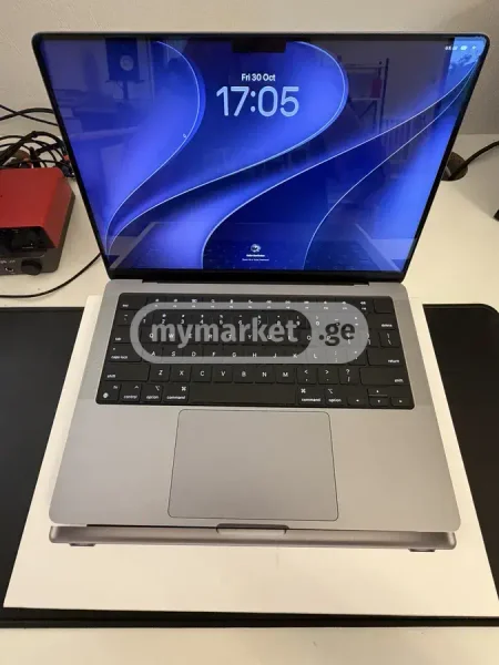 Ноутбук Apple