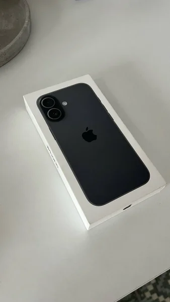 iPhone 17