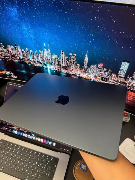 MacBook Air M2 (8/256GB)
