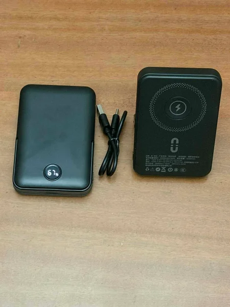 Повербанк 20000mAh черный с магнитом