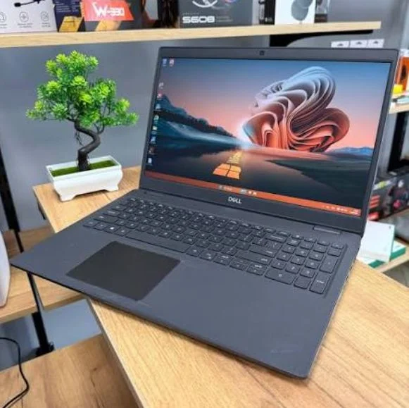 Ноутбук Dell Latitude 3510 i7 16GB SSD 256GB MX230