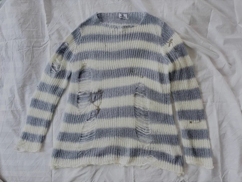 VOLCAN&APHRODITE Striped Distressed Knit