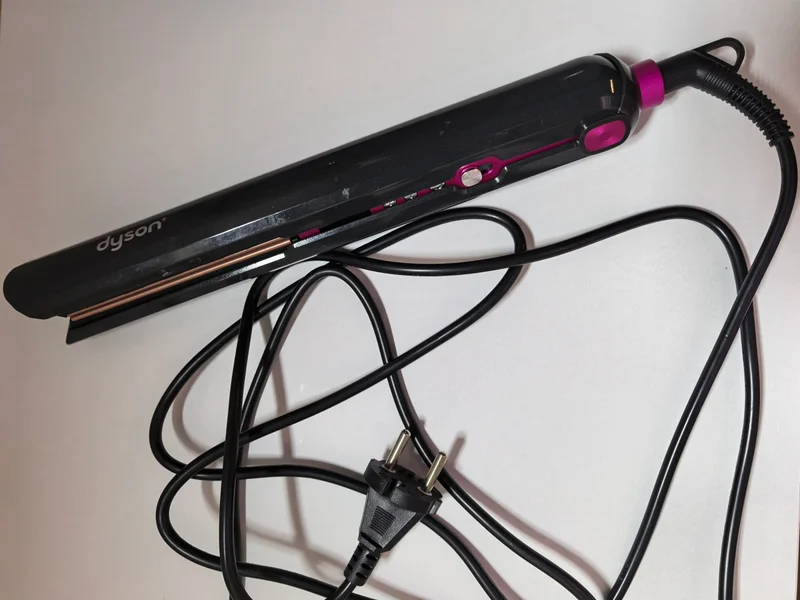 Выпрямитель для волос Dyson (реплика)