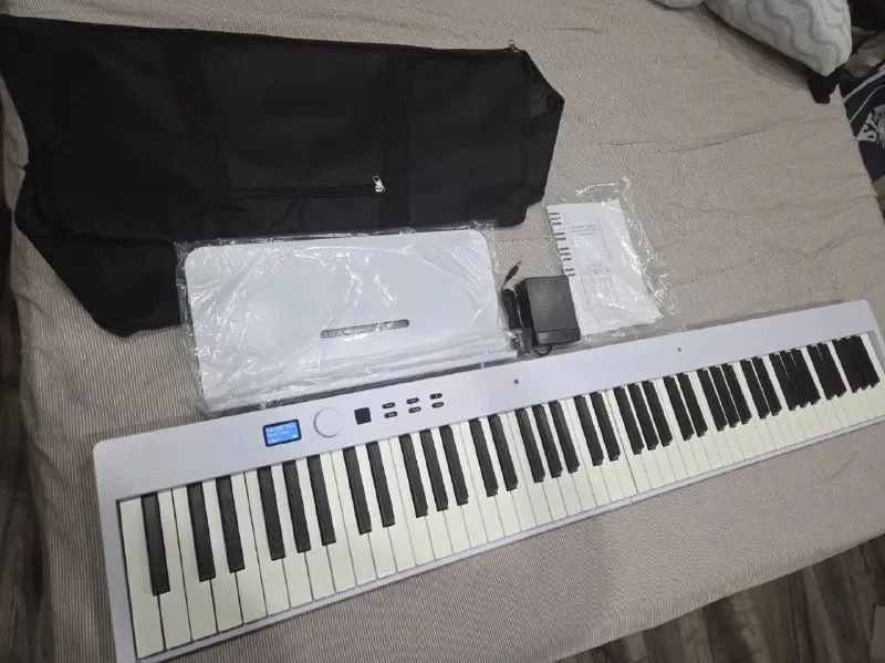 Синтезатор и MIDI клавиатура 88 клавиш