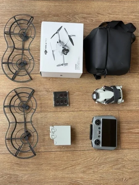 DJI Mini 4 Pro Fly More Combo Plus + RC 2