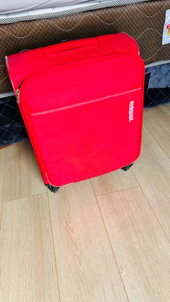Чемодан для ручной клади American Tourister