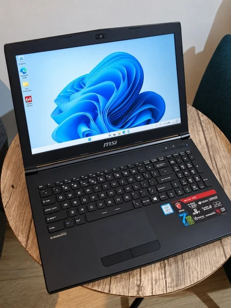Игровой ноутбук MSI GL62M 7RD i7 16GB GTX 1050