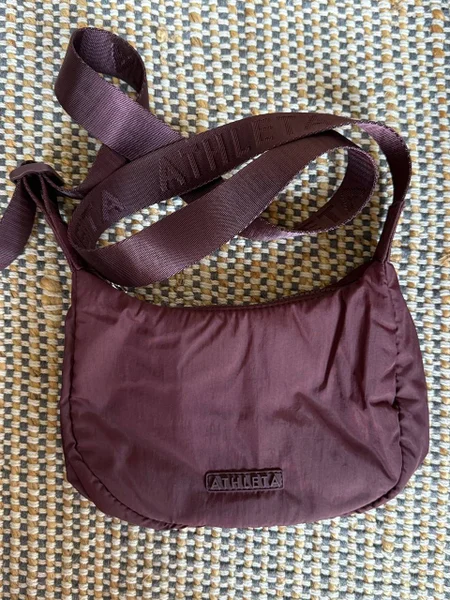 Спортивная сумка Athleta