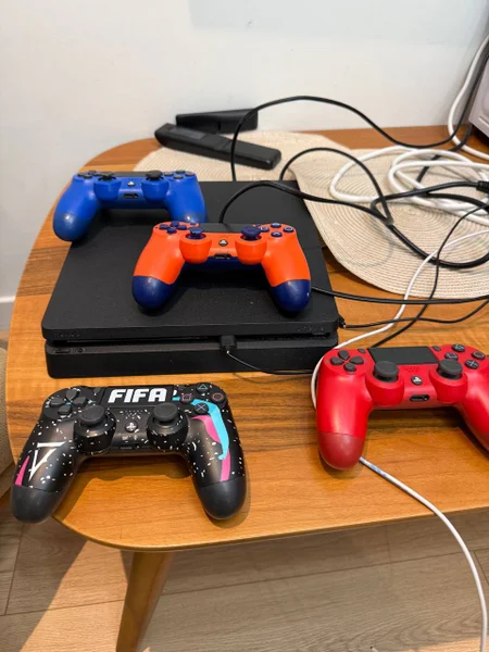 PlayStation 4