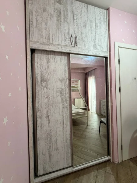 Шкаф