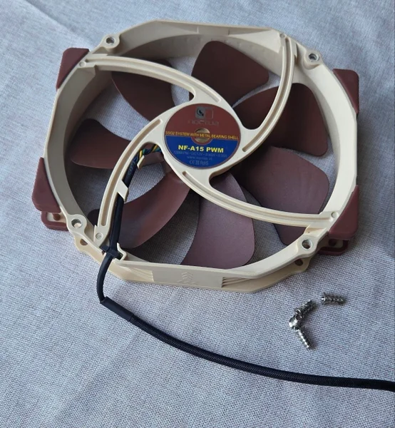 Вентилятор Noctua NF-A15 PWM