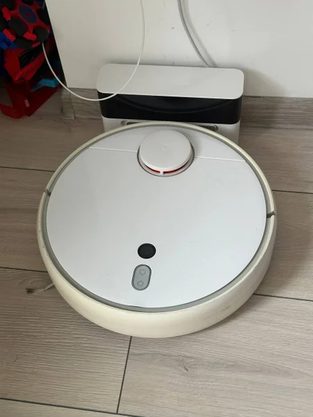 Xiaomi robot vacuum cleaner