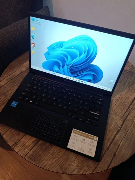 Ноутбук ASUS Vivobook (X1404VA / X1504VA)