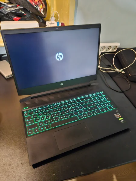 HP pavilion 15