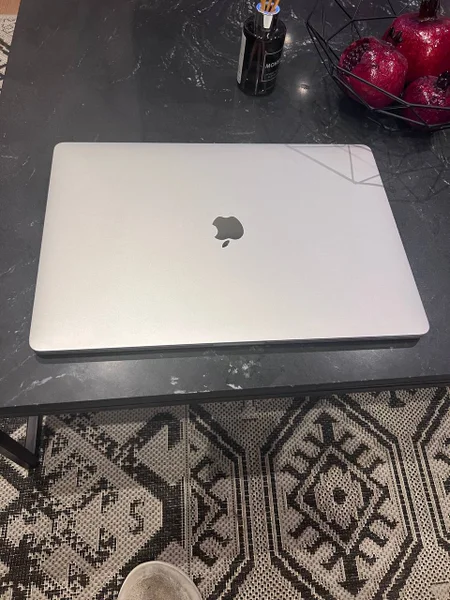 MacBook 13 i5
