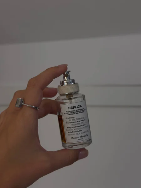 Духи Maison Replica