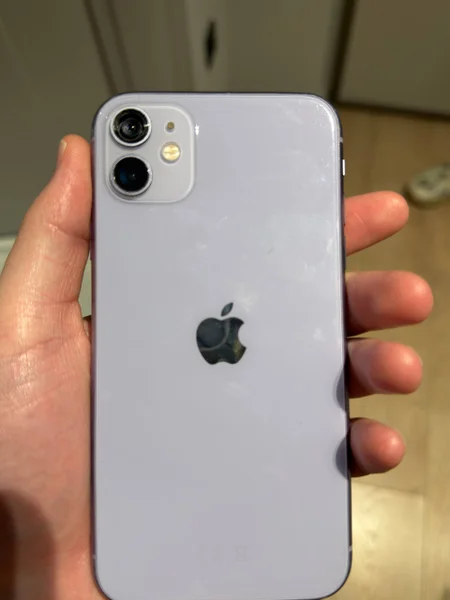 iPhone 11