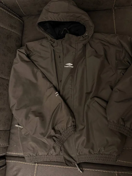 Лыжная куртка balenciaga