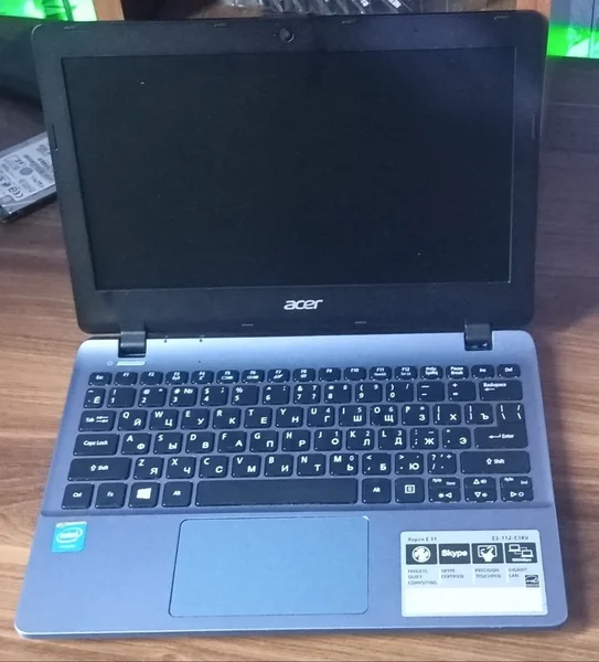 Acer Aspire E11