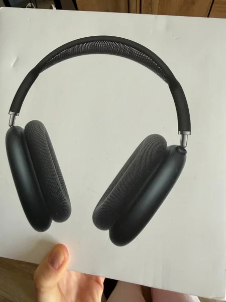 AirPods Max