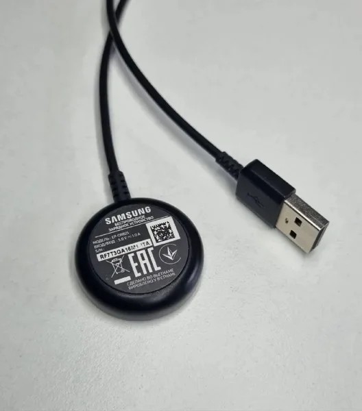 Беспроводная зарядка Samsung EP-OR825