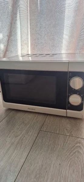 Микроволновка Franko 20L