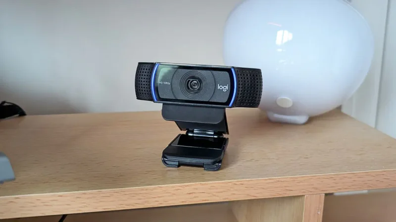 Продаю  Logitech C920  HD веб камера в отличном со