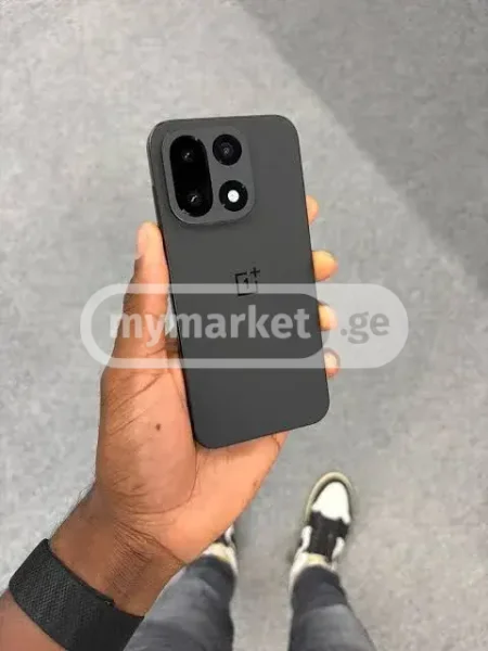 Мобильные телефоны OnePlus