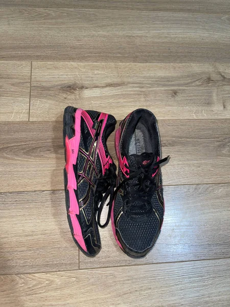 Кроссовки ASICS GT-1000 4 G-TX (GORE-TEX)