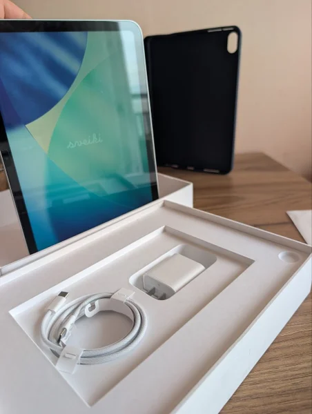 iPad 11