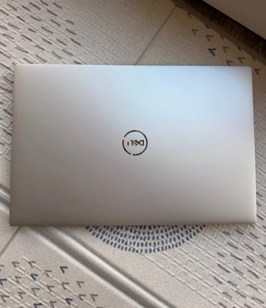 Ноутбук Dell XPS 15 9520