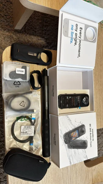 INSTA 360 x5