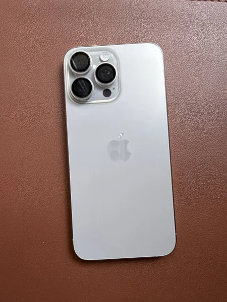iPhone 15