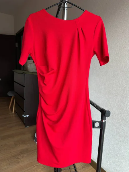 Красное платье S/M