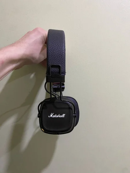 Наушники Marshall Major IV