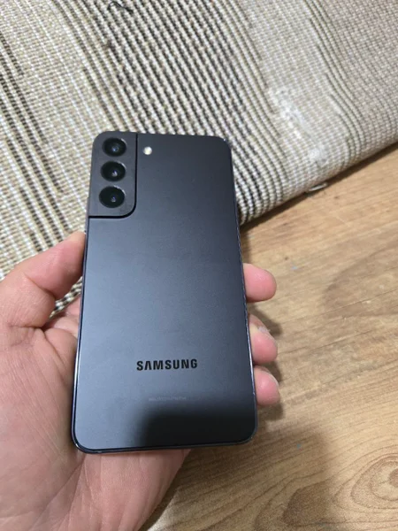 Samsung galaxi S22