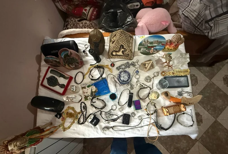Наперсток и пряжка