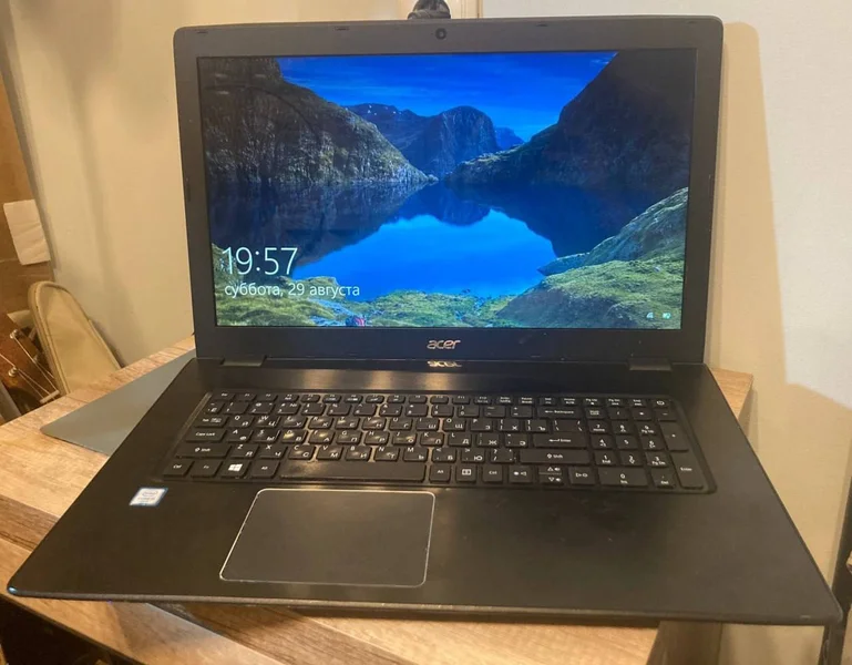 Ноутбук Acer Aspire E5-774G