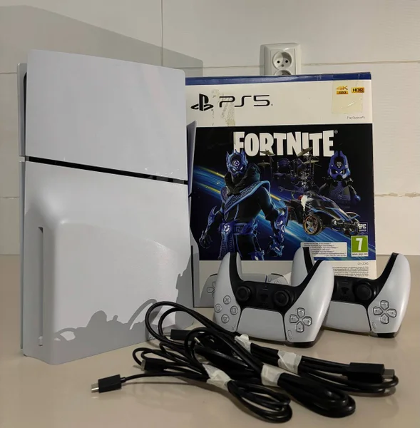 PS5 Slim