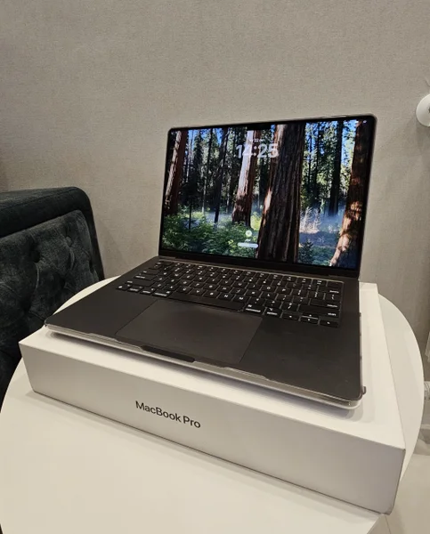MacBook Pro 14 M3 Pro / 36GB / 1TB