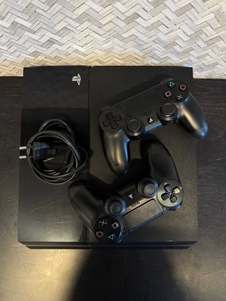 PlayStation 4