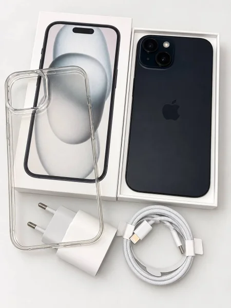 iPhone 15 128GB Midnight