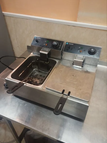 Гриль саламандра Hurakan HKN-SLE570