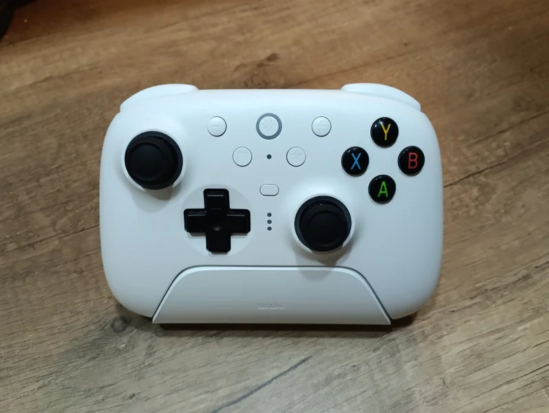 Геймпад 8BitDo Ultimate Wireless с зарядной док-станцией