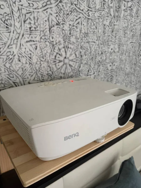 Проектор BenQ MH535