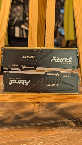 оперативную память DDR5 Kingston Fury Beast 32gb(16Gbx2