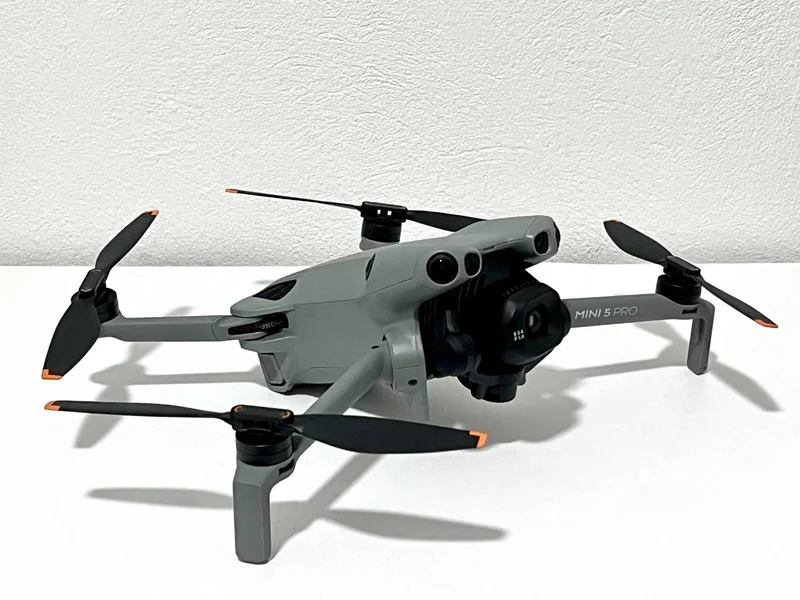 Квадрокоптер DJI Mini 5 Pro Fly More Combo Plus