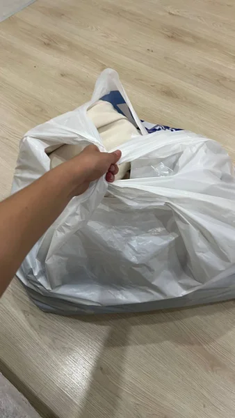Пакет мужской и женской одежды (Zara, Uniqlo)