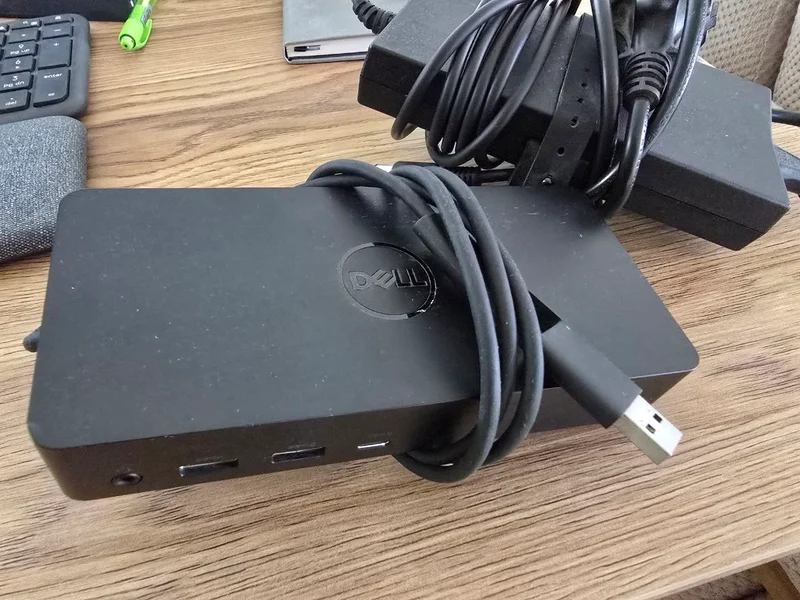 Dell D6000